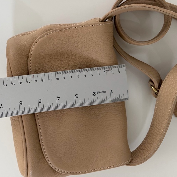 Coach Mini Crossbody Bag Tan Pebbled Leather Small Flap Purse Like New - Picture 10 of 11